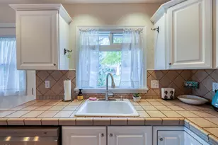430 N Laguna St, Klamath Falls, OR 97601 - Photo 4