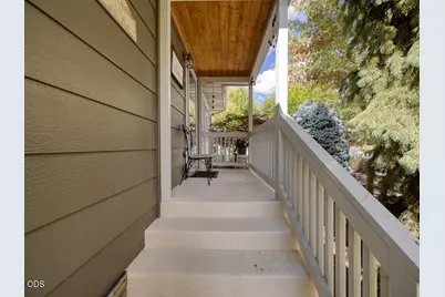 430 N Laguna Street, Klamath Falls, OR 97601 - Photo 2