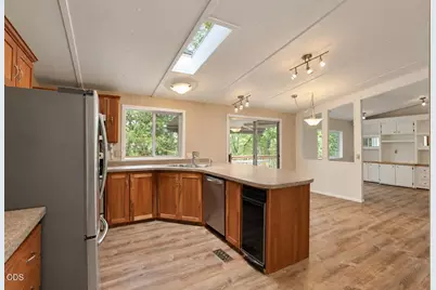 124 Dearing Way, Grants Pass, OR 97527 - Photo 10