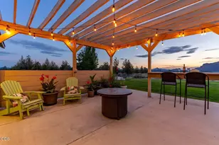 2791 NW Lexie Ln, Redmond, OR 97756 - Photo 8