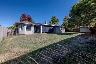 2212 Westfall Circle, Medford, OR 97504 - Photo 28