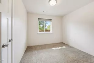 104 Vista Cir, Rogue River, OR 97537 - Photo 12