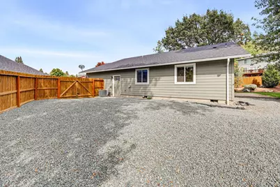 104 Vista Circle, Rogue River, OR 97537 - Photo 26