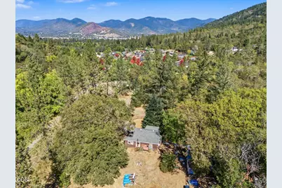 2494 Hamilton Lane, Grants Pass, OR 97527 - Photo 40