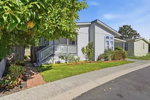 794 S Grice Loop, Jefferson, OR 97352 - Photo 2
