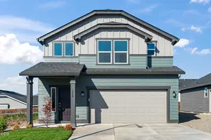 3669 Luchu St, Medford, OR 97504 - Photo 1