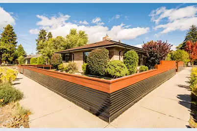 408 NE Hawthorne Avenue, Bend, OR 97701 - Photo 44