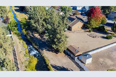 9325 16th Street, Terrebonne, OR 97760 - Photo 4