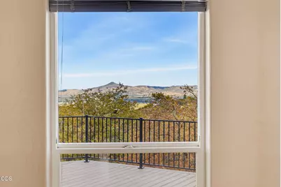 4375 Pioneer Road, Medford, OR 97501 - Photo 8
