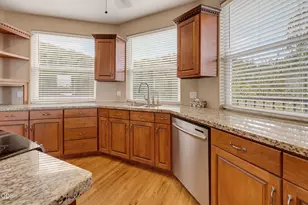 4375 Pioneer Rd, Medford, OR 97501 - Photo 6