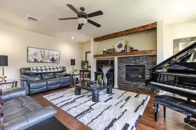61144 Manhae Lane, Bend, OR 97702 - Photo 12