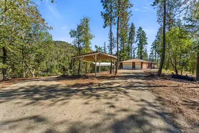 23131 Highway 62, Shady Cove, OR 97539 - Photo 24