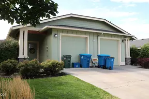 1015 NE Watt Way, Bend, OR 97701 - Photo 4