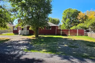 2746 Bisbee St, Klamath Falls, OR 97603 - Photo 36