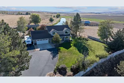 4535 U.S. 97, Madras, OR 97741 - Photo 1