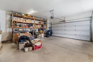 3262 Hammer St, Klamath Falls, OR 97603 - Photo 46