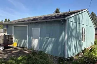 1534 SE 176th Ave, Portland, OR 97233 - Photo 4