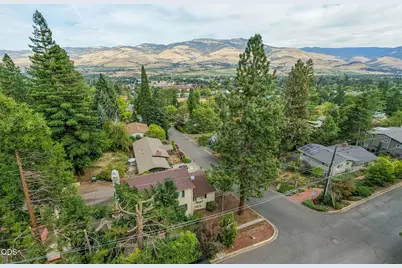 1395 Woodland Drive, Ashland, OR 97520 - Photo 66
