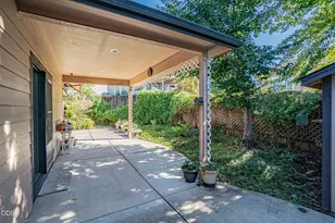 16 Milagros Ct, Eagle Point, OR 97524 - Photo 28