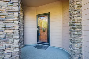 16 Milagros Ct, Eagle Point, OR 97524 - Photo 4