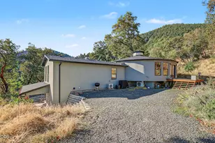 1650 Neil Creek Rd, Ashland, OR 97520 - Photo 48