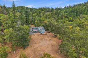 433 Hawksdale Dr, Grants Pass, OR 97526 - Photo 48
