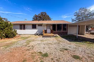 6362 Harold Rd, Central Point, OR 97502 - Photo 1
