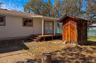 6362 Harold Rd, Central Point, OR 97502 - Photo 36