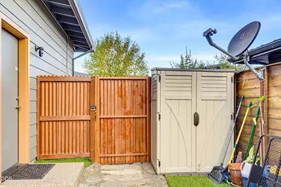 819 Briggs Lane, Ashland, OR 97520 - Photo 44