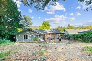 1234 NW Highland Ave, Grants Pass, OR 97526 - Photo 22