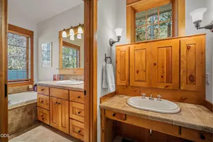 17980 N Course Ln, Sunriver, OR 97707 - Photo 36