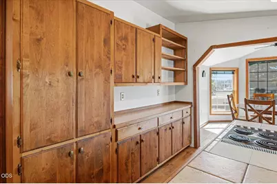 2097 NW Helmholtz Way, Redmond, OR 97756 - Photo 26