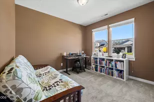 3350 NW 9th Ln, Redmond, OR 97756 - Photo 20