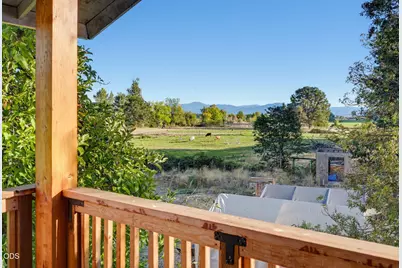 10178 Wheeler Road, Central Point, OR 97502 - Photo 12