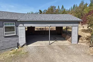 1234 Wedgewood Dr, Eagle Point, OR 97524 - Photo 46