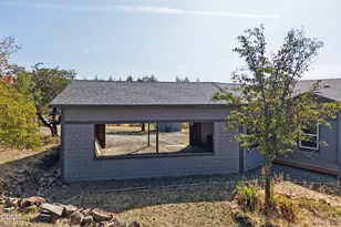 1234 Wedgewood Dr, Eagle Point, OR 97524 - Photo 44