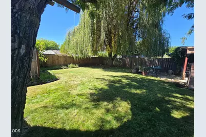 1954 Page Street, Medford, OR 97504 - Photo 26