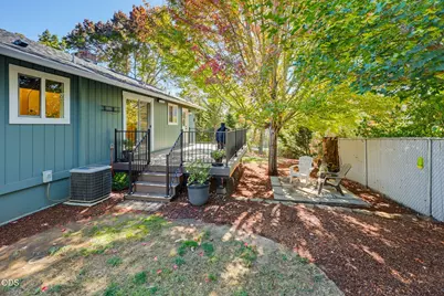 529 Broadway Street, Rogue River, OR 97537 - Photo 32