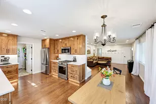 529 Broadway St, Rogue River, OR 97537 - Photo 10