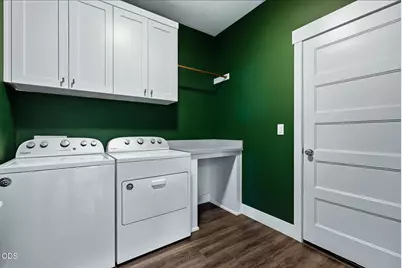 19995 Badger Road, Bend, OR 97702 - Photo 34