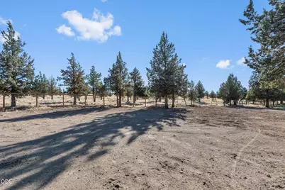 12453 SW Snug Place, Terrebonne, OR 97760 - Photo 20
