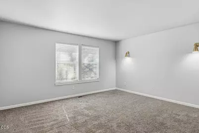 21328 Oakview Drive, Bend, OR 97701 - Photo 32