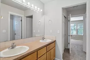 21328 Oakview Dr, Bend, OR 97701 - Photo 28