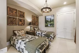 11025 Kestrel Rd, Klamath Falls, OR 97601 - Photo 56