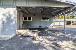 3511 Redwood Ave, Grants Pass, OR 97527 - Photo 28