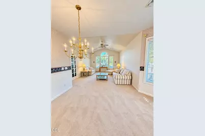 902 Mountain View Drive, Medford, OR 97504 - Photo 10