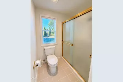 902 Mountain View Drive, Medford, OR 97504 - Photo 24