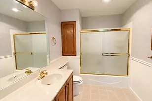 902 Mountain View Dr, Medford, OR 97504 - Photo 32