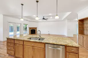 421 Stone Pointe Dr, Central Point, OR 97502 - Photo 14