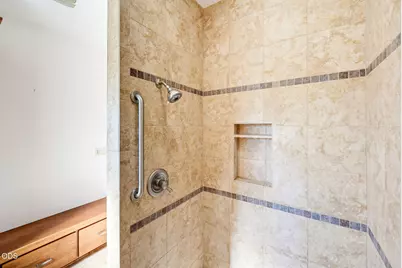 421 Stone Pointe Drive, Central Point, OR 97502 - Photo 24
